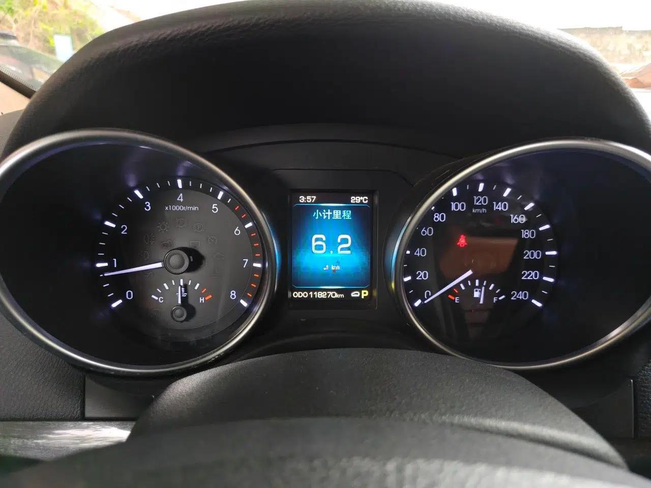 Haval H8 2015 2.0T Four-Wheel Drive Luxury Model — миниатюра 11