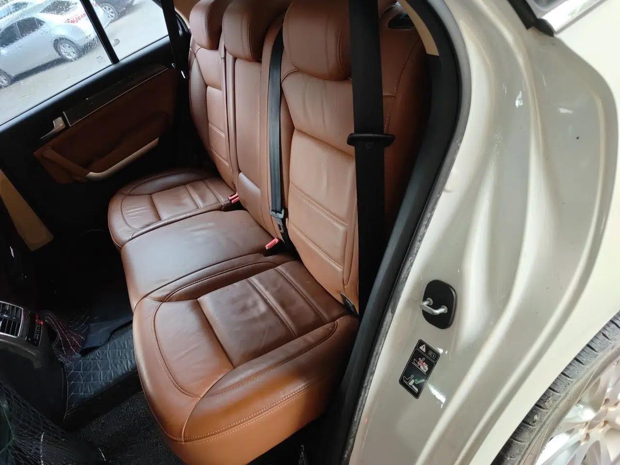 Haval H8 2015 2.0T Four-Wheel Drive Luxury Model — миниатюра 17