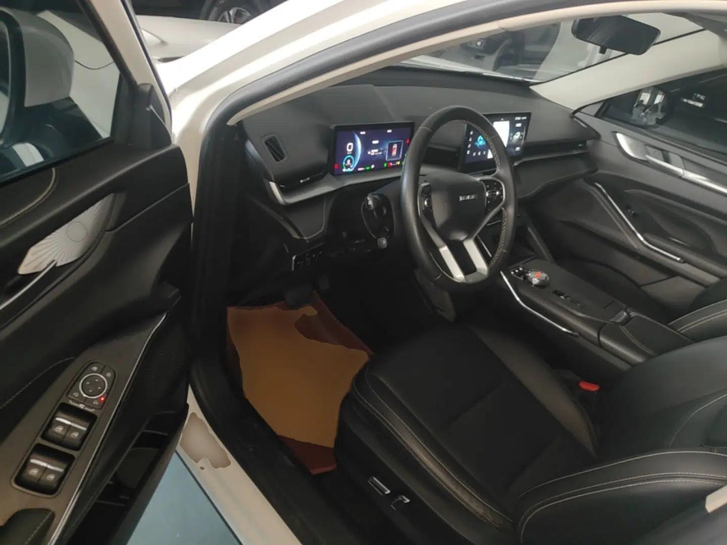 Haval H6 New Energy 2023 DHT-PHEV 110KM Enjoyment Edition — миниатюра 18