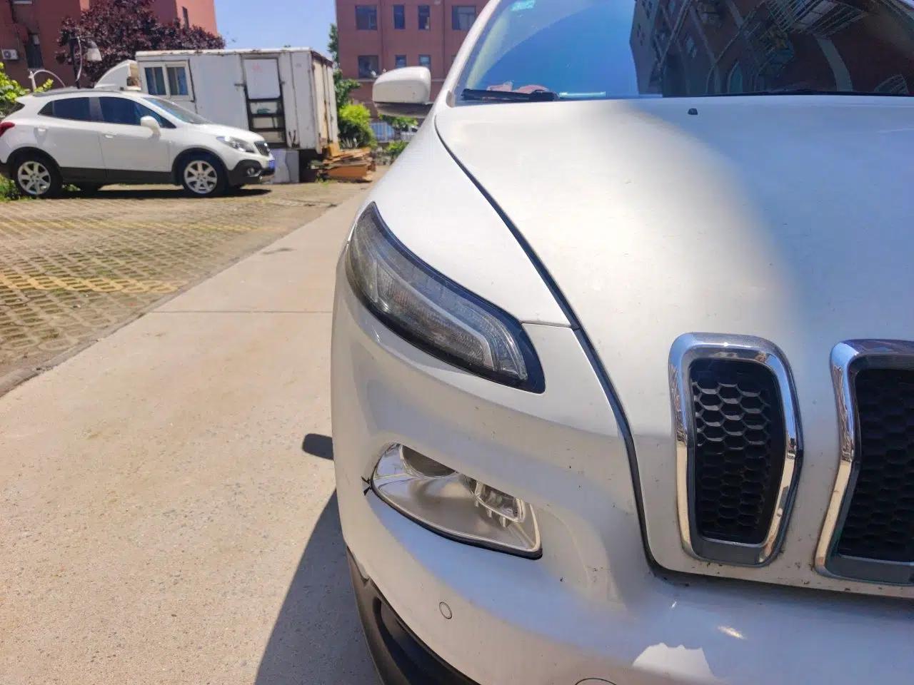 Jeep Cherokee 2016 2.4L Leading Edition — миниатюра 7
