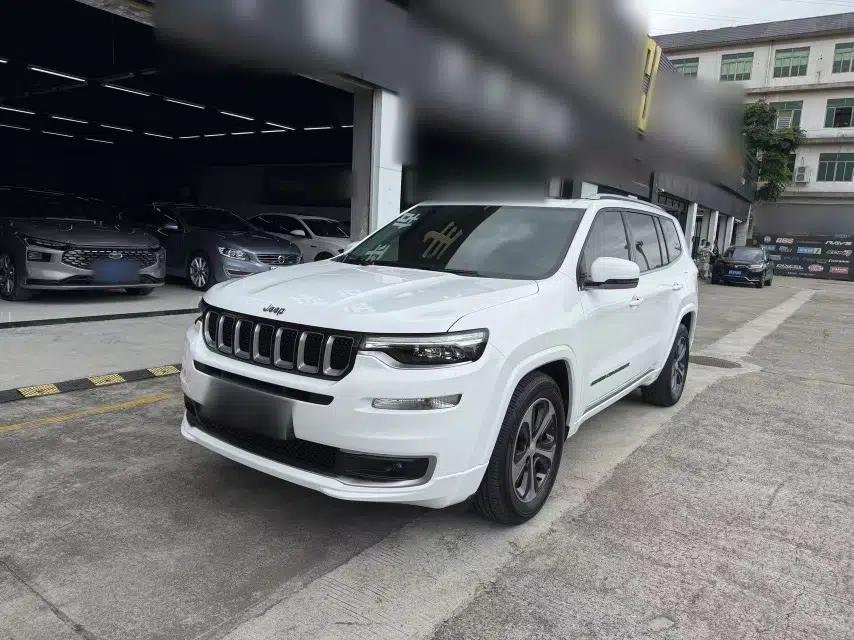 Jeep Grand Commander PHEV 2020 2.0T Plug-in Hybrid Leading Edition — миниатюра 5