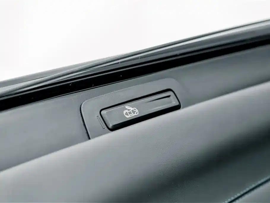 BMW i8 2014 Standard Edition — миниатюра 24