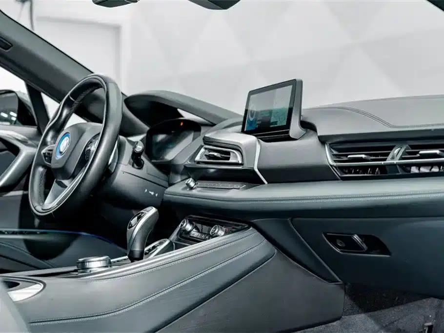 BMW i8 2014 Standard Edition — миниатюра 26