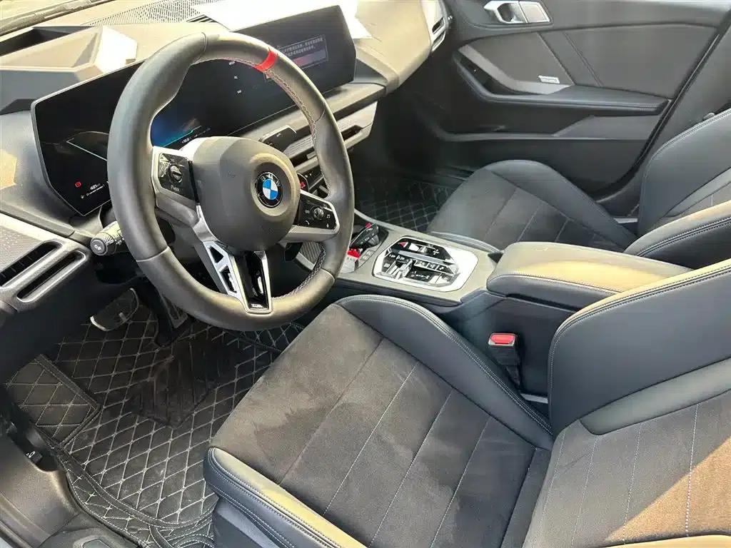 2025 BMW M235L — миниатюра 12