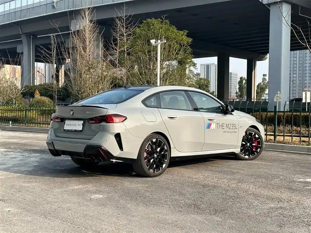 2025 BMW M235L — миниатюра 5