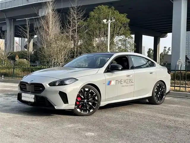 2025 BMW M235L