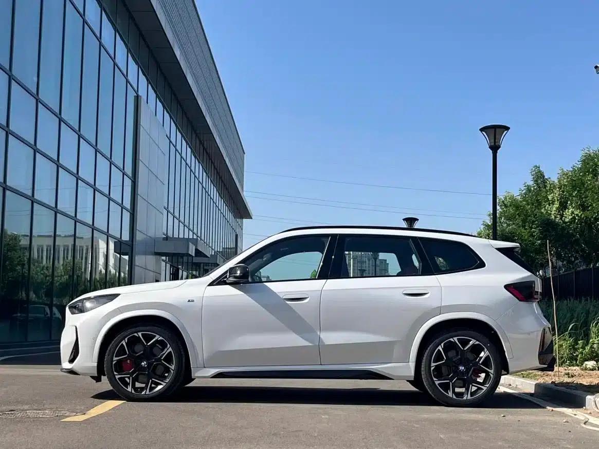 BMW X1 M35Li 2025 Model — миниатюра 6