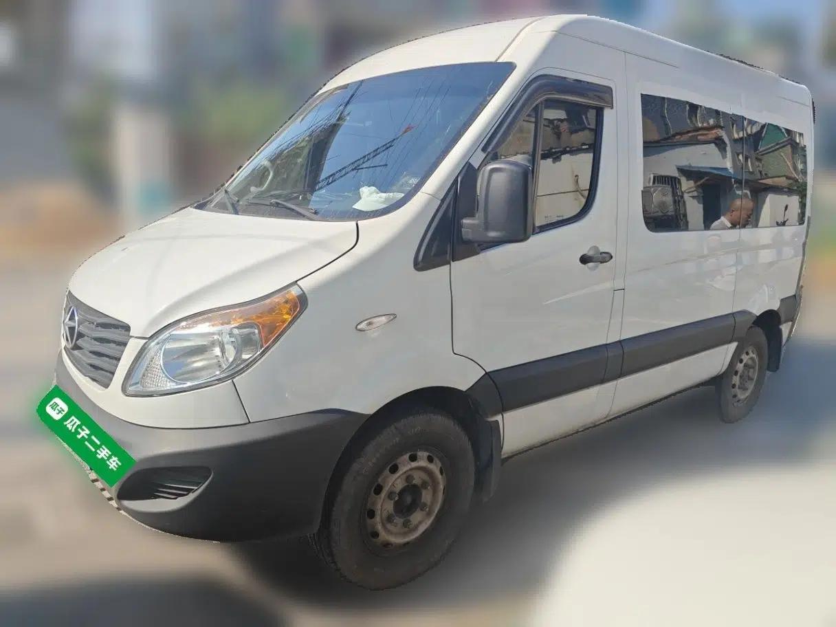 JAC Group Sunray 2017 1.9T Short-Wheelbase Mid-Roof Xingkuai Multi-Purpose Passenger Vehicle — миниатюра 1
