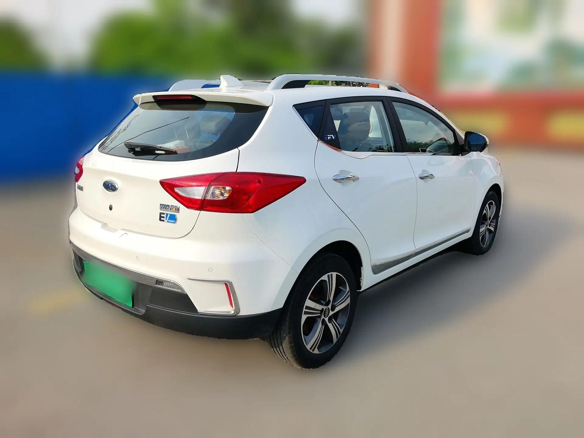 JAC Group iEV7S 2019 Luxury Smart Supreme Deluxe Edition — миниатюра 6