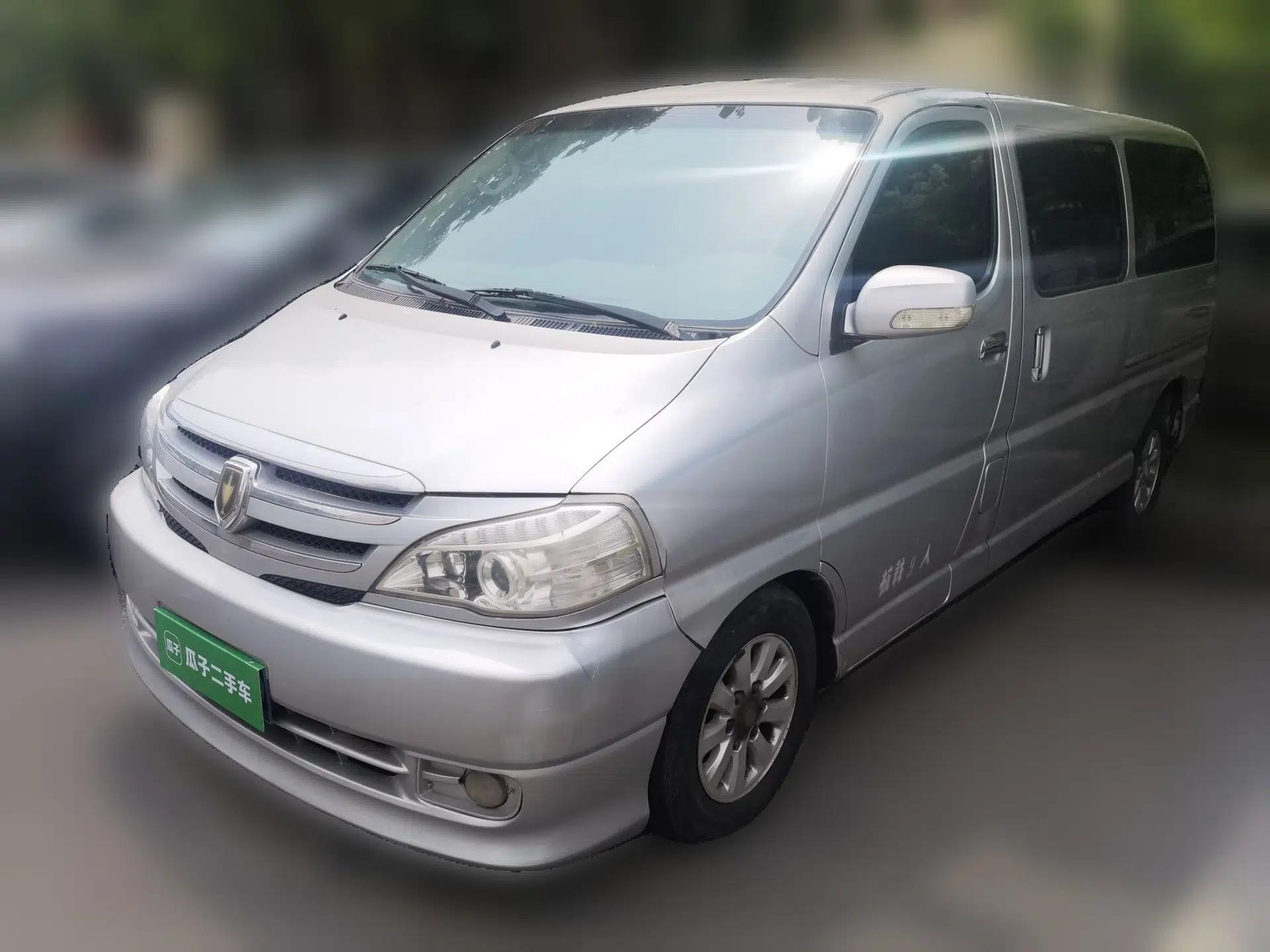 Jinbei Grace 2010 2.4L 3rd Generation Luxury Long-Wheelbase 9-Seater — 4RB2 — миниатюра 1