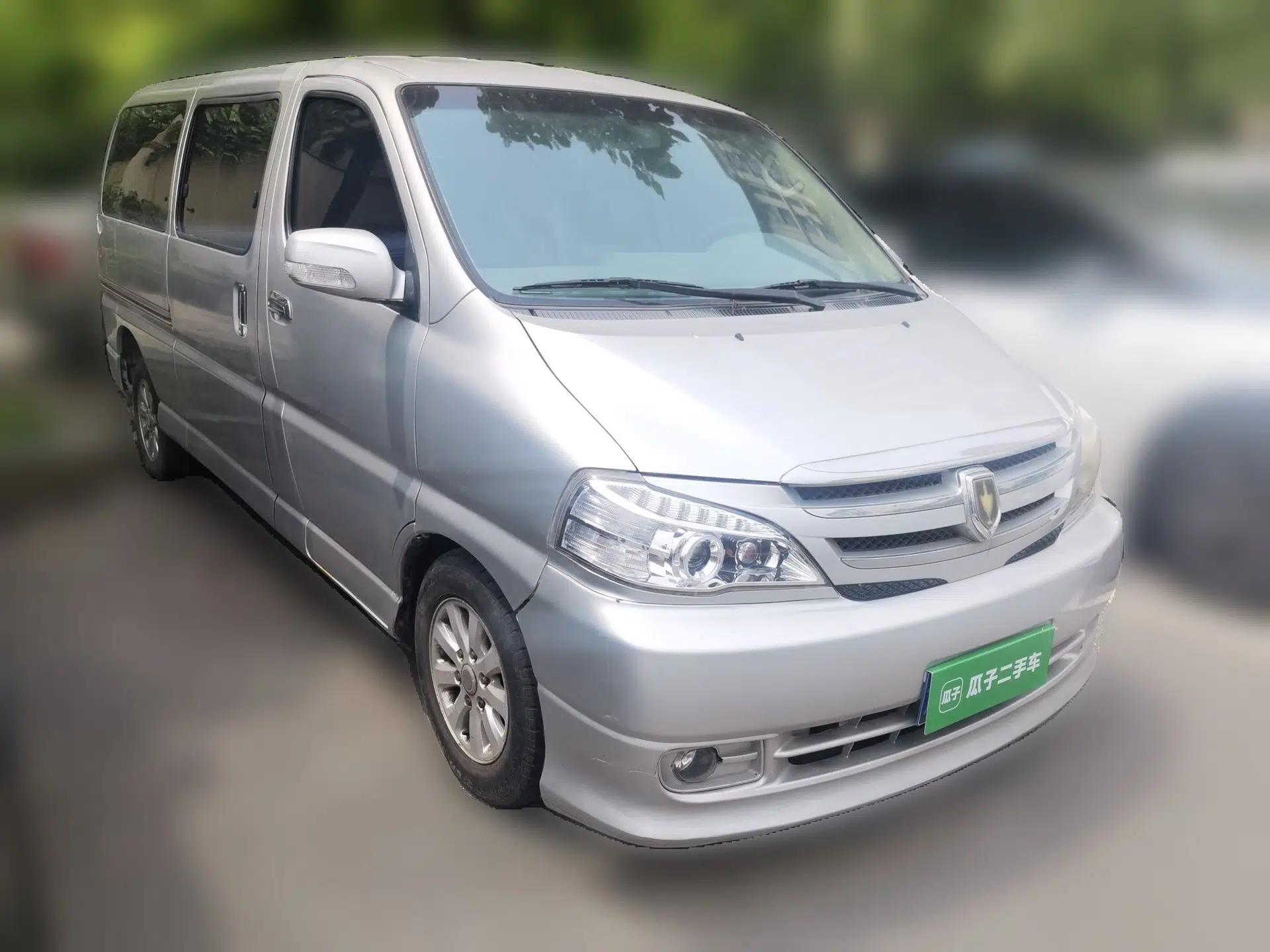 Jinbei Grace 2010 2.4L 3rd Generation Luxury Long-Wheelbase 9-Seater — 4RB2 — миниатюра 3