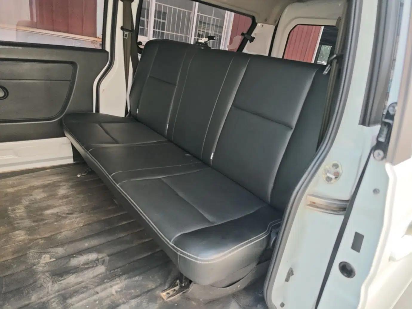 Jinbei Gold Hiace M Classic 2022 Panda Edition 1.5L Travel Lion Passenger Van 5 Seats — миниатюра 25