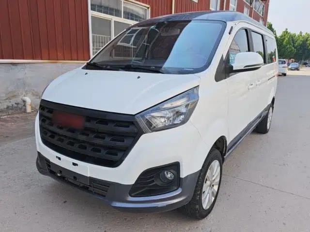 Jinbei Gold Hiace M Classic 2022 Panda Edition 1.5L Travel Lion Passenger Van 5 Seats