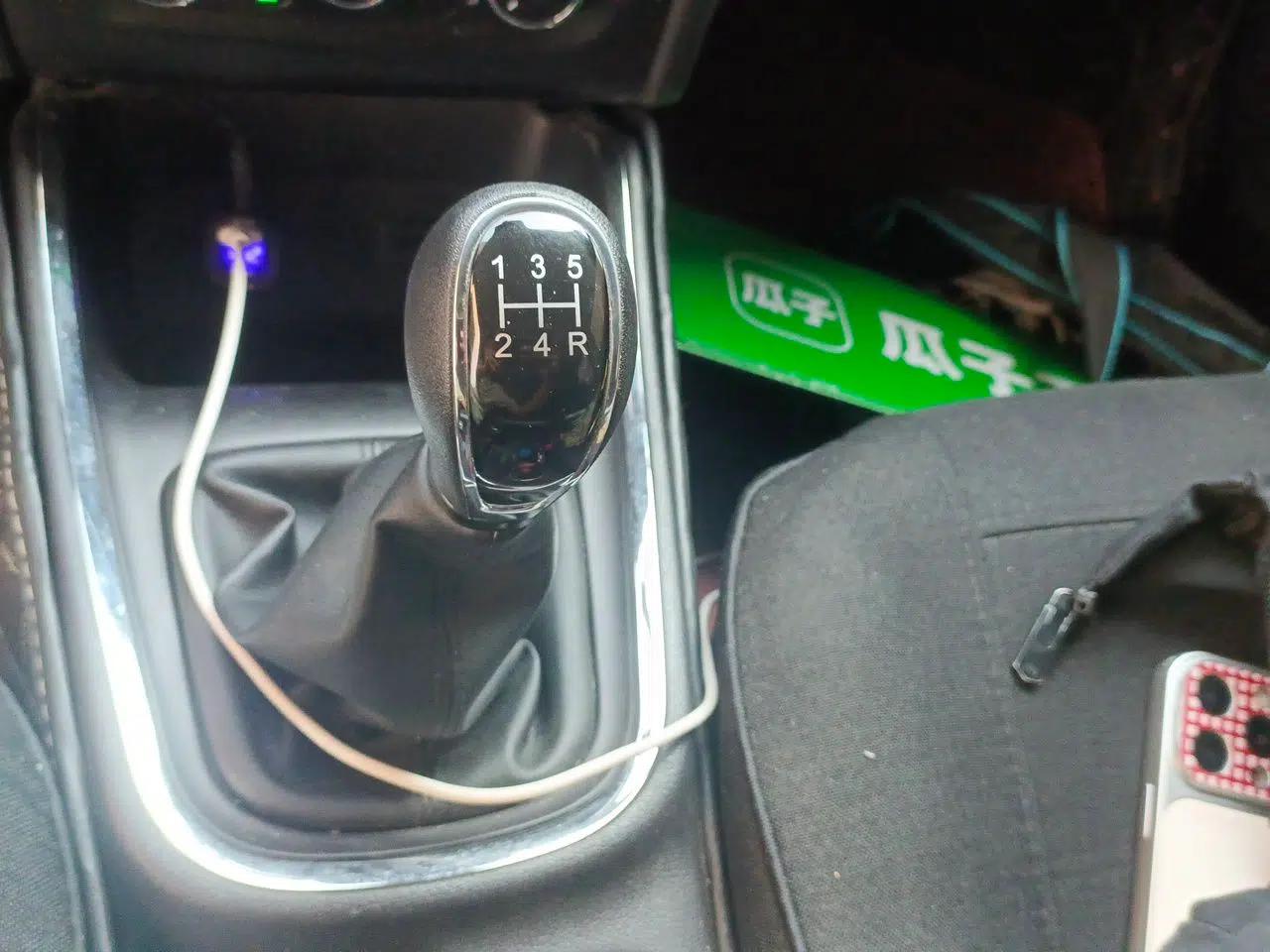 Jinbei Gold Hiace 2021 1.5L Passenger Vehicle Engineering Lion 5-Seater — миниатюра 14