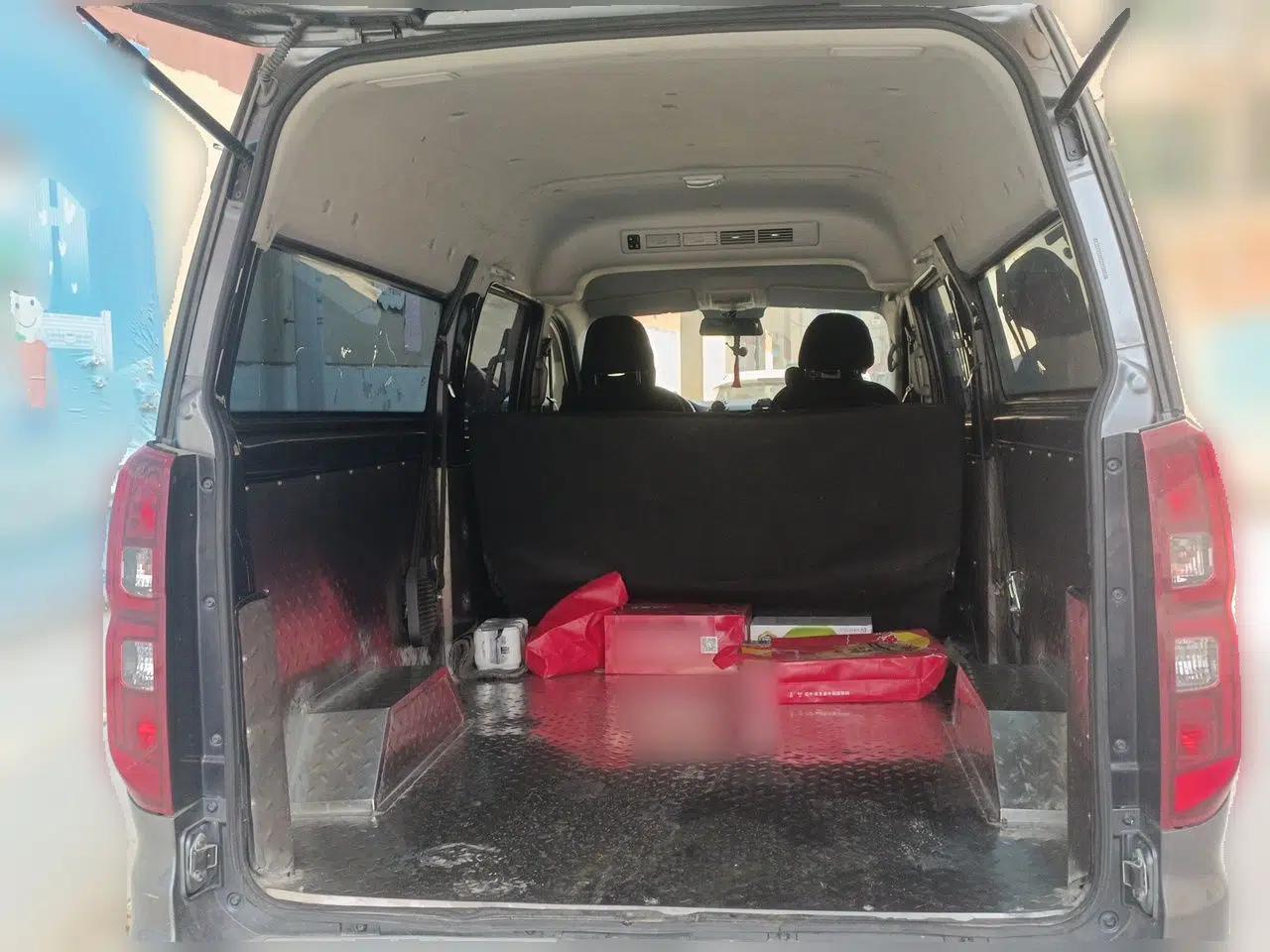 Jinbei Gold Hiace 2021 1.5L Passenger Vehicle Engineering Lion 5-Seater — миниатюра 19
