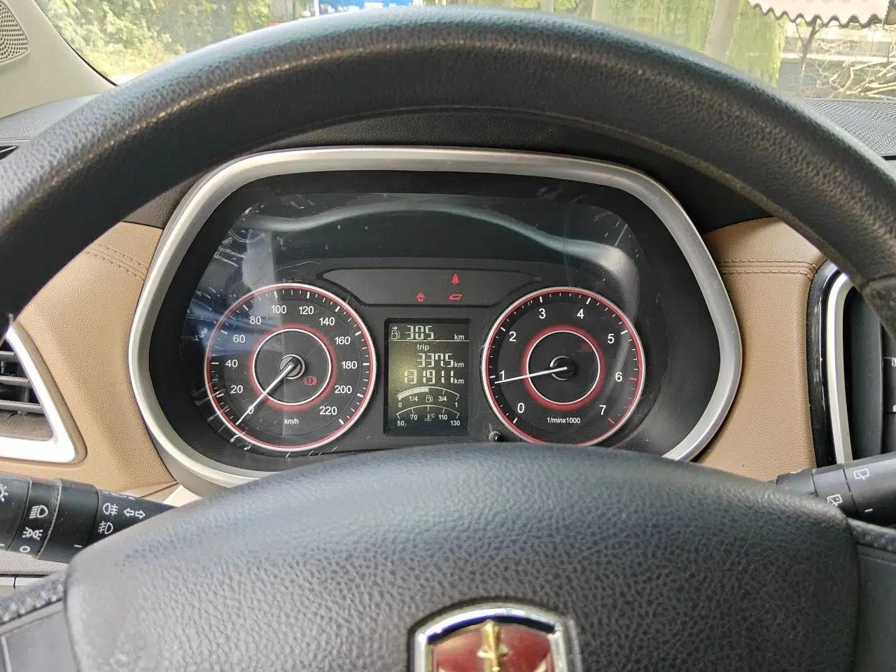 Jinbei F50 2017 1.6L Manual Comfort Model — миниатюра 11