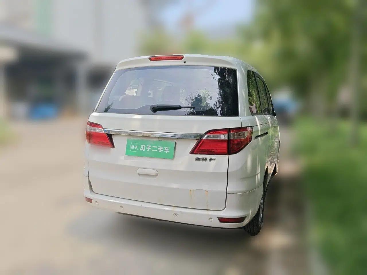 Jinbei F50 2017 1.6L Manual Comfort Model — миниатюра 6