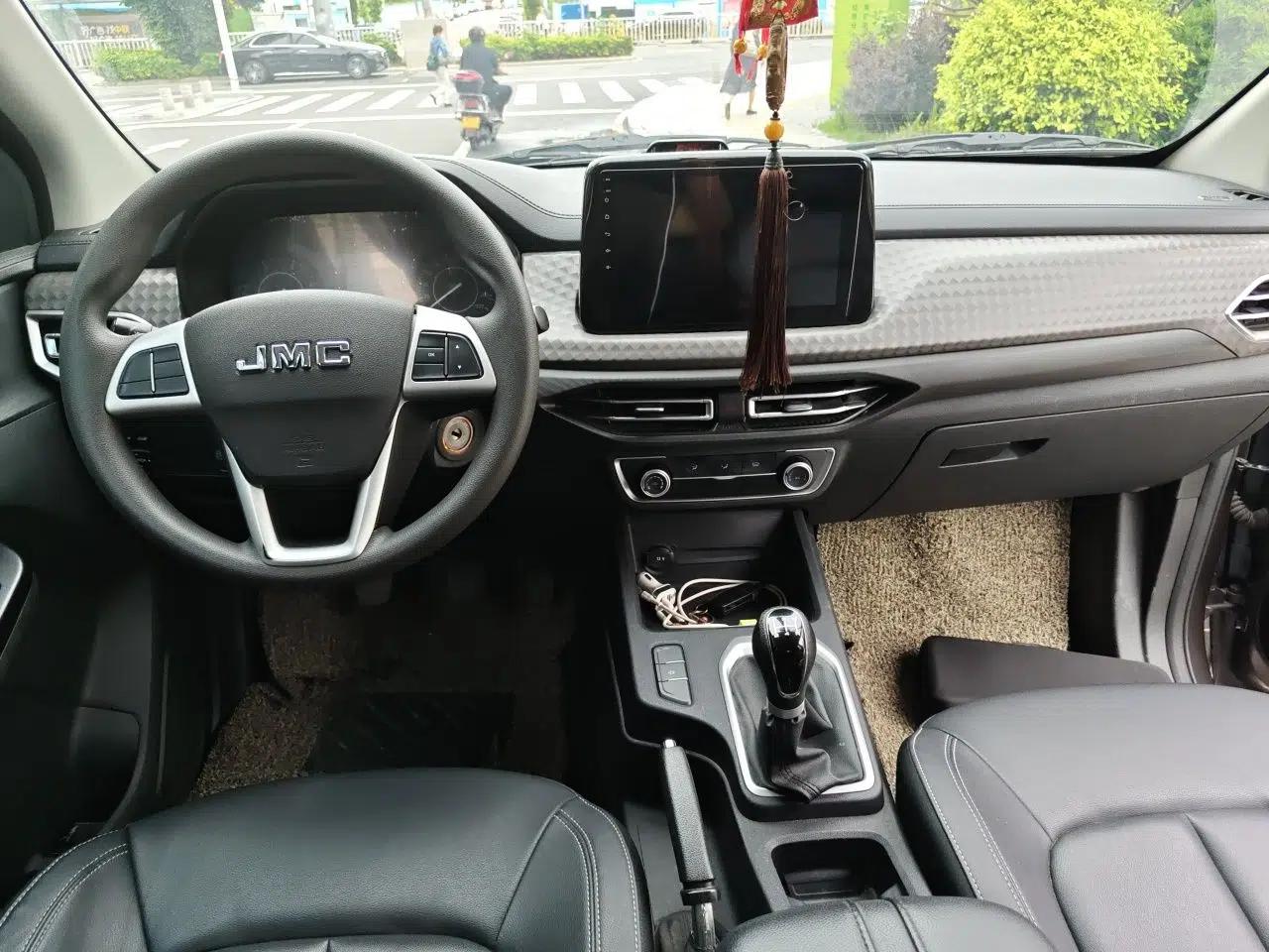 JMC Baodian 2023 2.5T Diesel Two-Wheel Drive Comfort Edition Standard Wheelbase JX4D25A6L — миниатюра 9