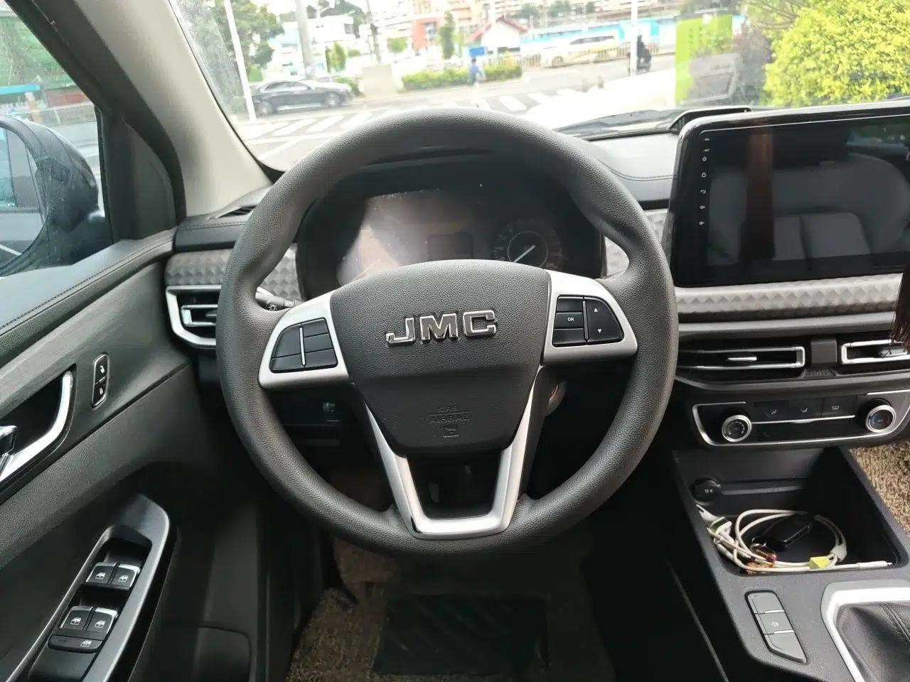 JMC Baodian 2023 2.5T Diesel Two-Wheel Drive Comfort Edition Standard Wheelbase JX4D25A6L — миниатюра 10