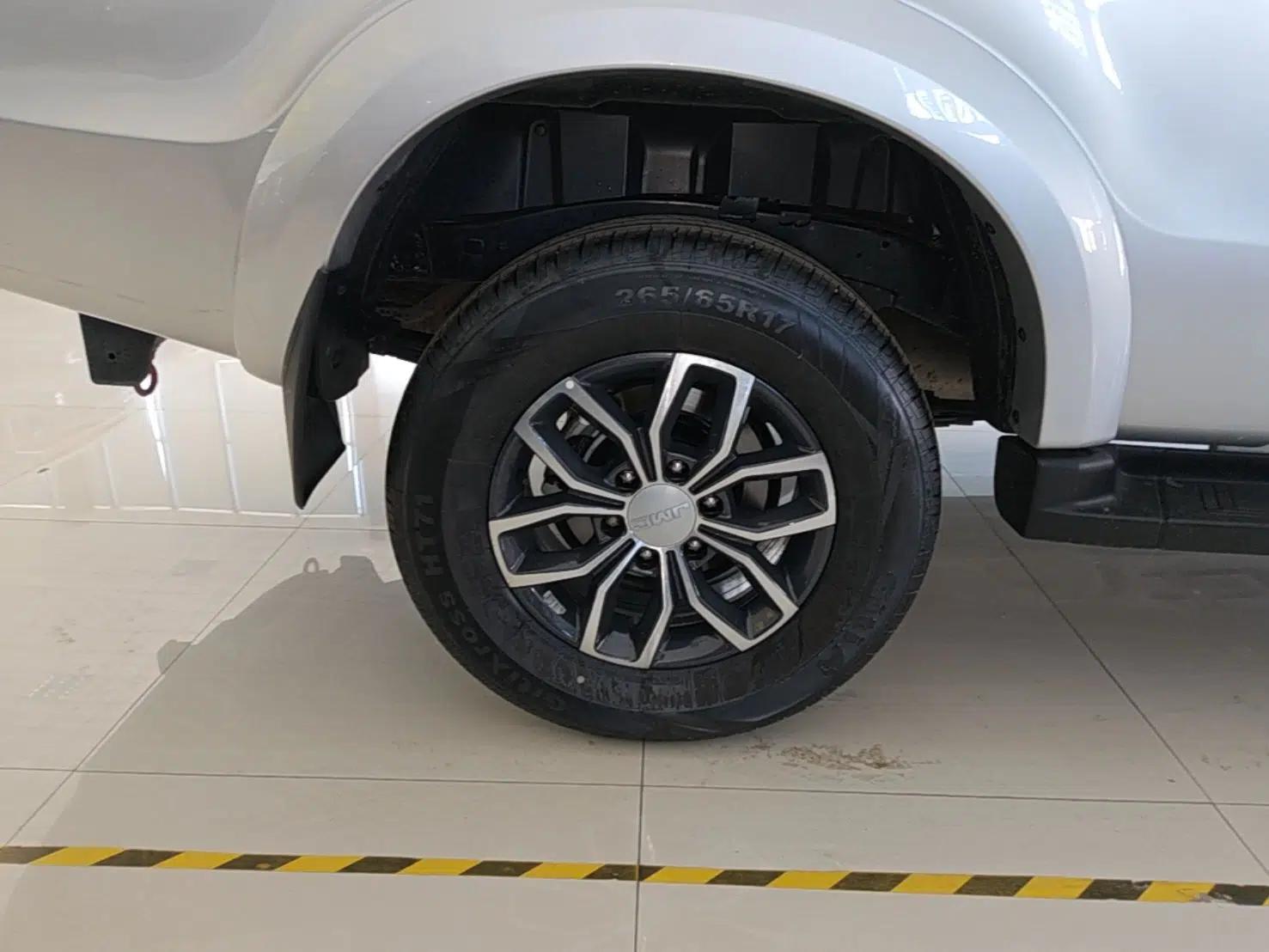 JMC Yuhu 7 2023 2.0T Automatic Diesel Two-Wheel-Drive Comfort Edition with Long Wheelbase and Flat-Bottom Cargo Bed — миниатюра 11