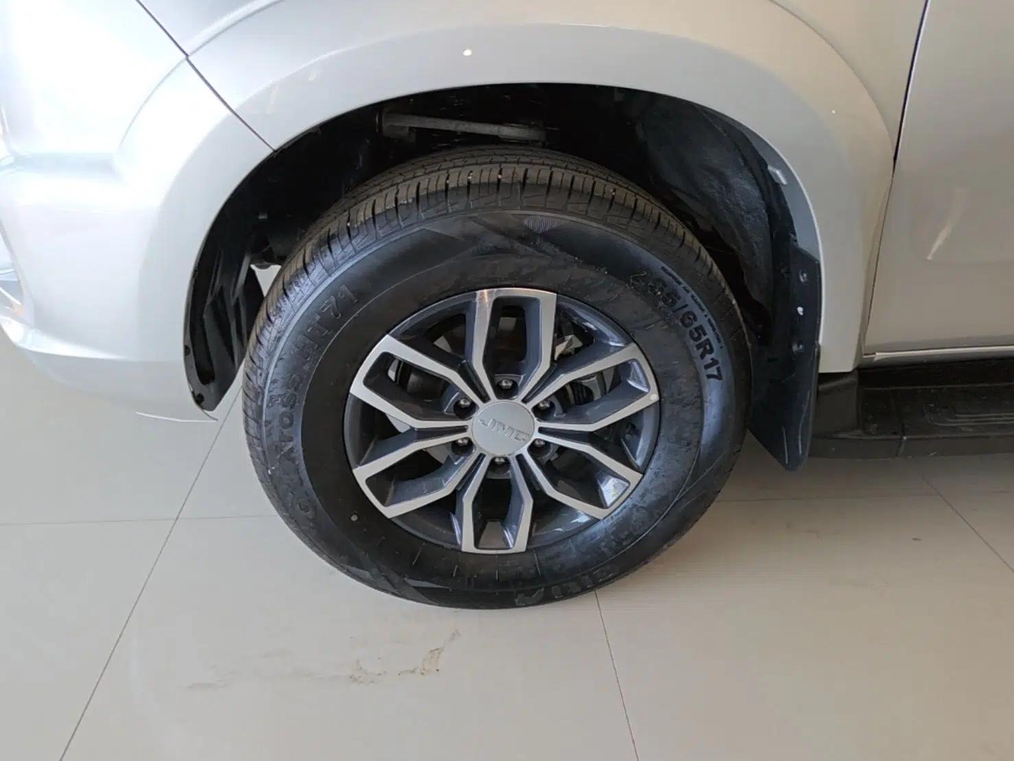 JMC Yuhu 7 2023 2.0T Automatic Diesel Two-Wheel-Drive Comfort Edition with Long Wheelbase and Flat-Bottom Cargo Bed — миниатюра 10