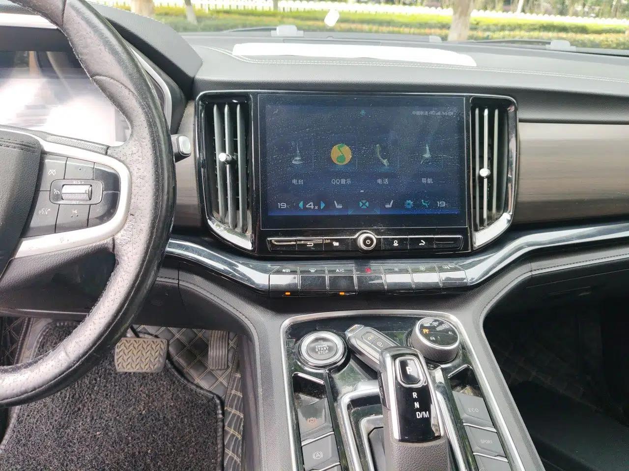 JMC Yuhu 9 2019 2.0T Automatic Gasoline 4x4 Luxury Edition — миниатюра 12