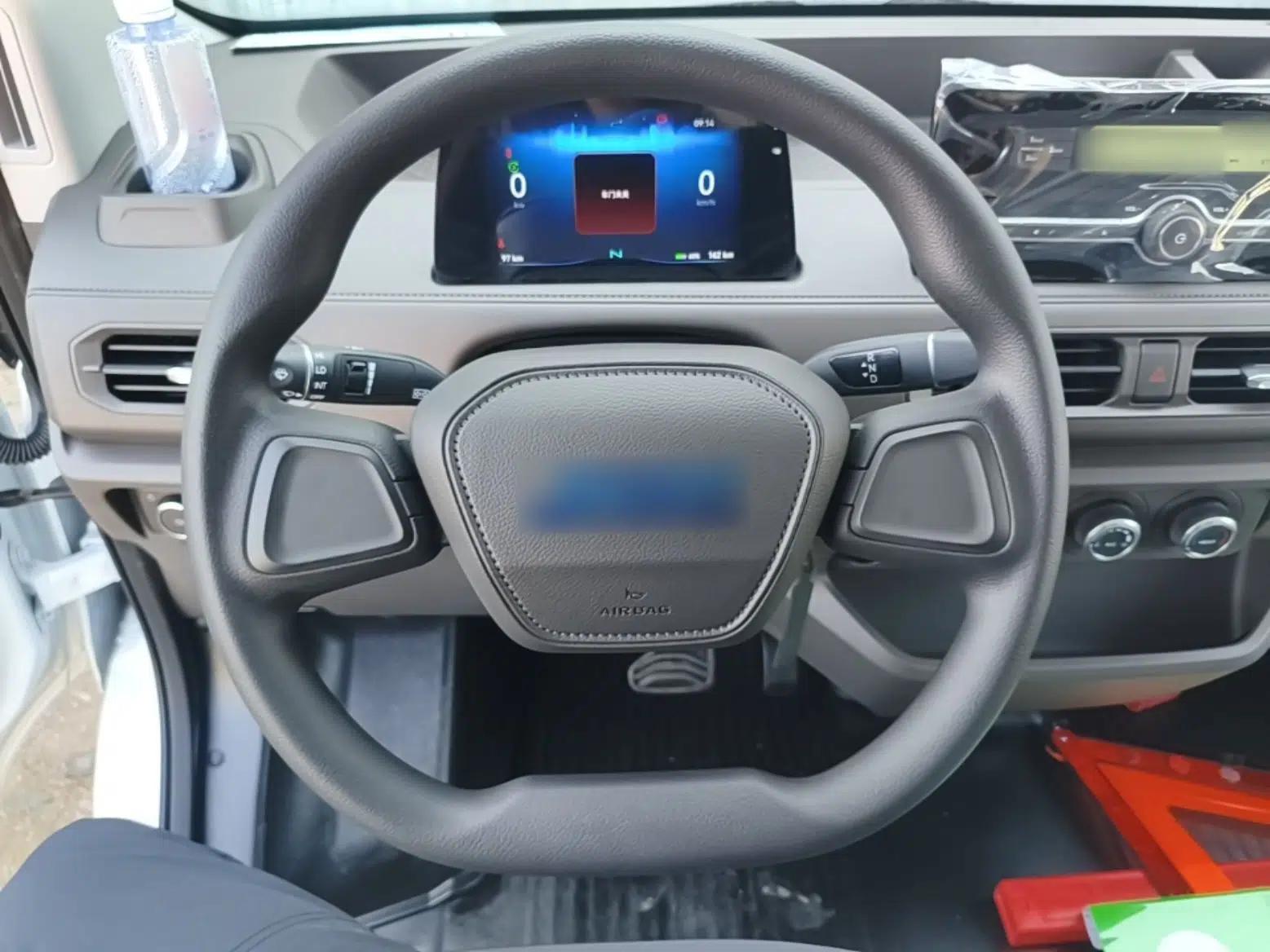 JMC E Fushun 2025 Model, Open Window Version, 41.86 kWh, Short Axle, Low-roof — миниатюра 18