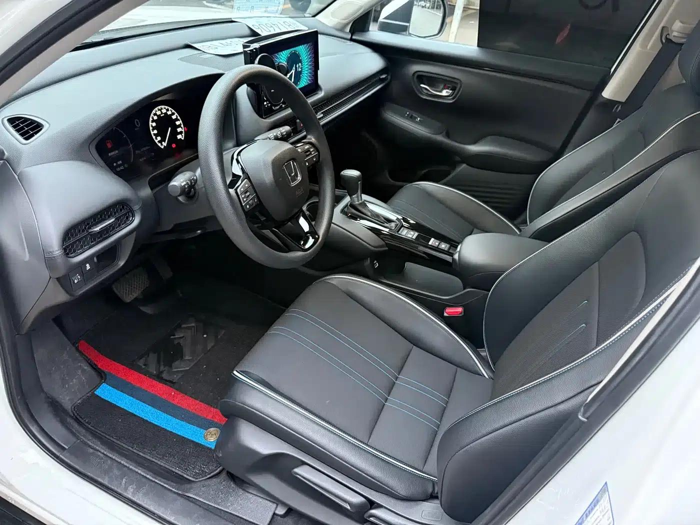 Honda HR-V 2023 240TURBO Sporty Edition — миниатюра 7