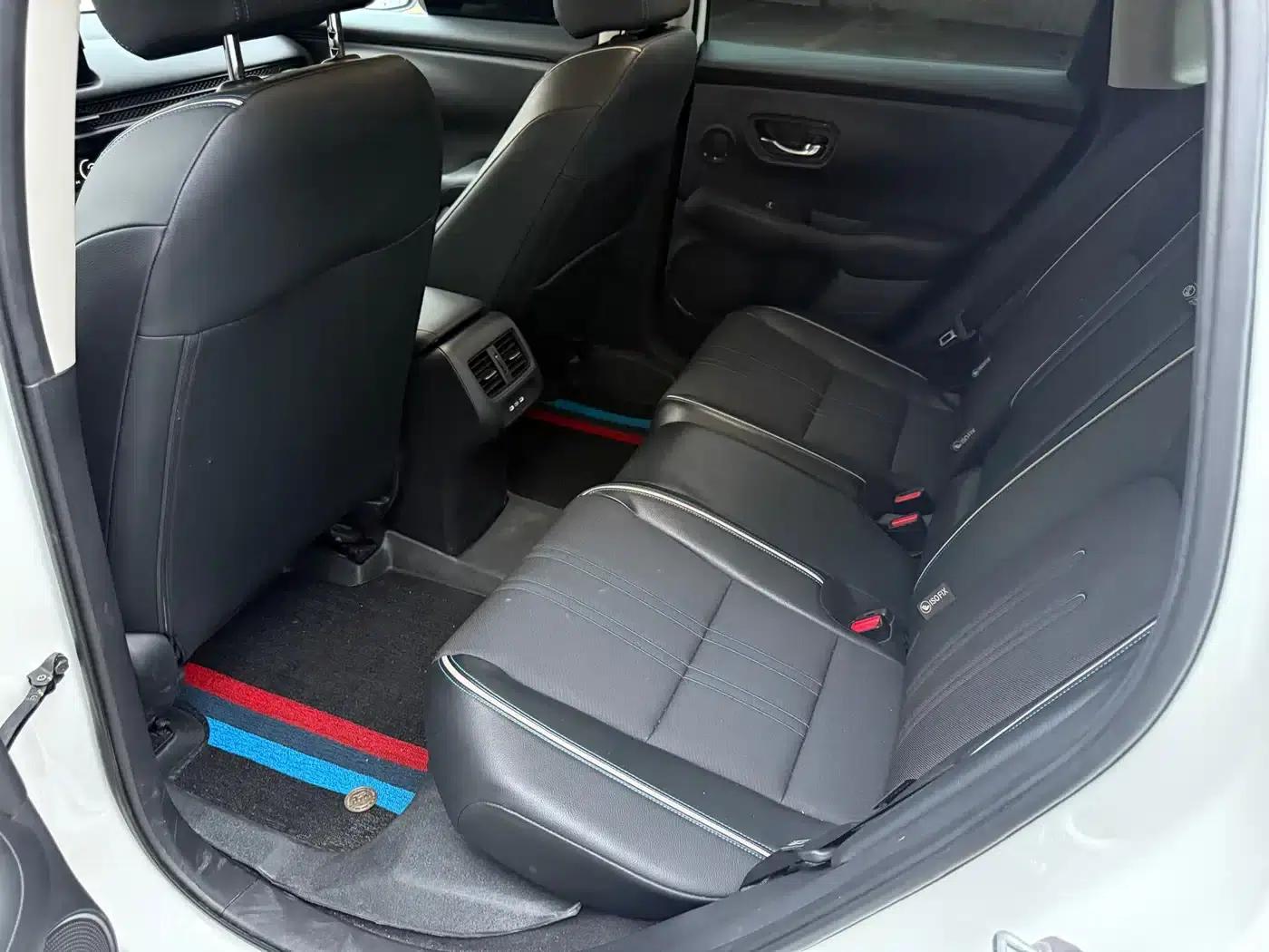 Honda HR-V 2023 240TURBO Sporty Edition — миниатюра 8