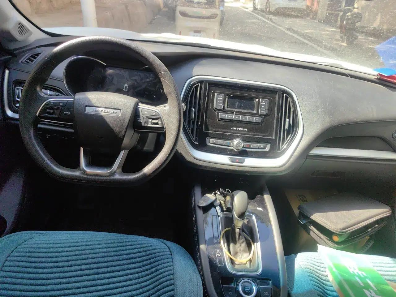 JETOUR X70M 2020 Revised Version 1.5T DCT Companion Edition 5 Seats — миниатюра 9