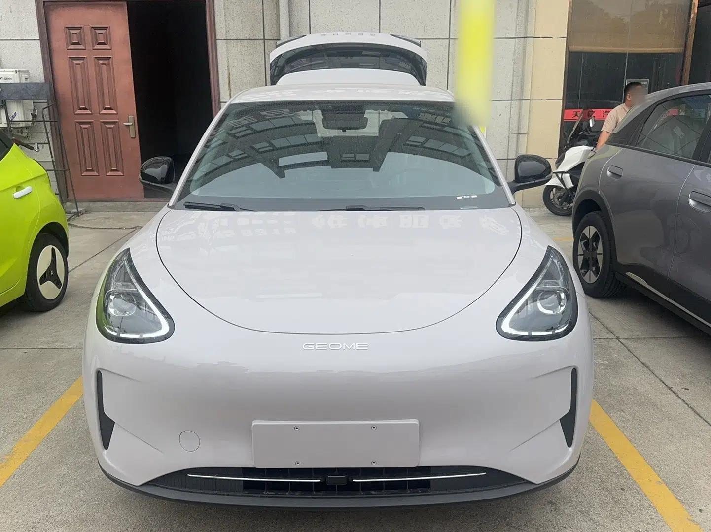 Geely Galaxy Geome 2026 Model 310km Youth Edition — миниатюра 3