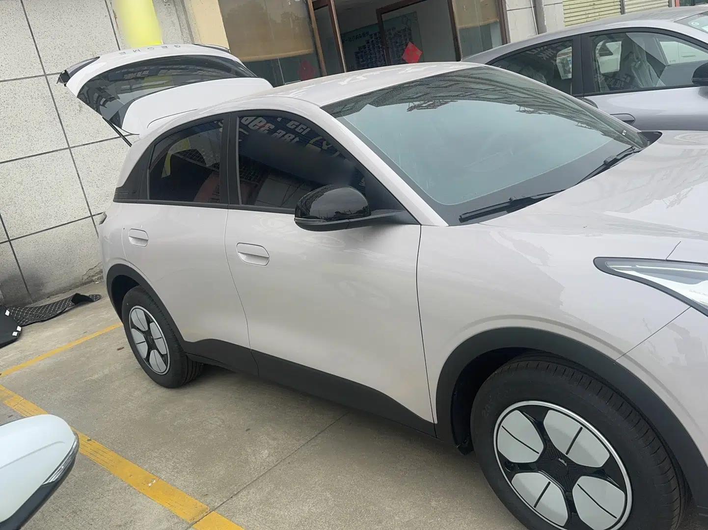 Geely Galaxy Geome 2026 Model 310km Youth Edition — миниатюра 5
