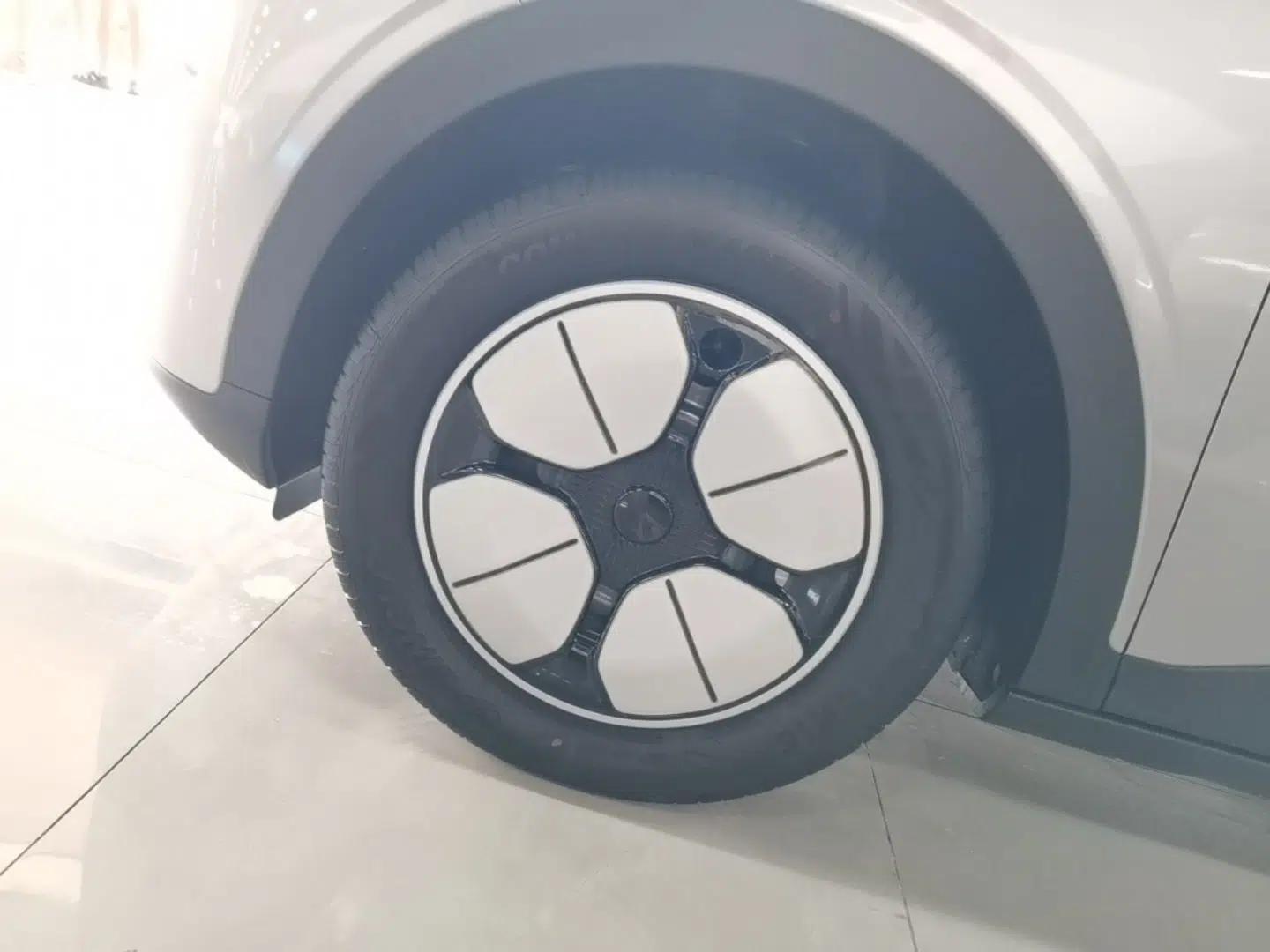Geely Galaxy Geome 2025 410 km Free Version — миниатюра 10