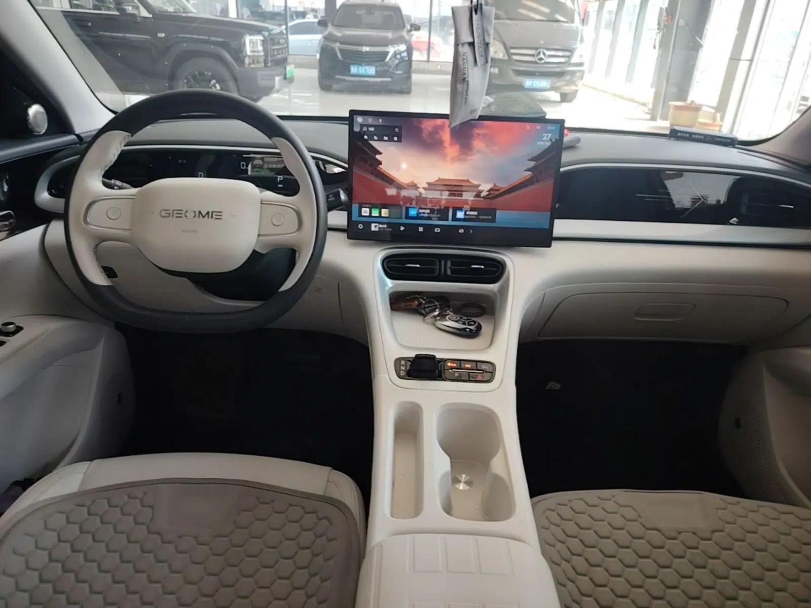 Geely Galaxy Geome 2025 UP 410km Exploration Edition — миниатюра 12