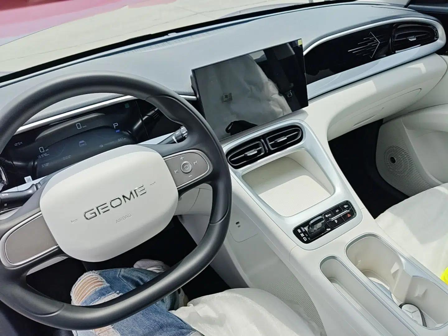 Geely Galaxy Geome 2026 Model 410km Carefree Edition — миниатюра 12