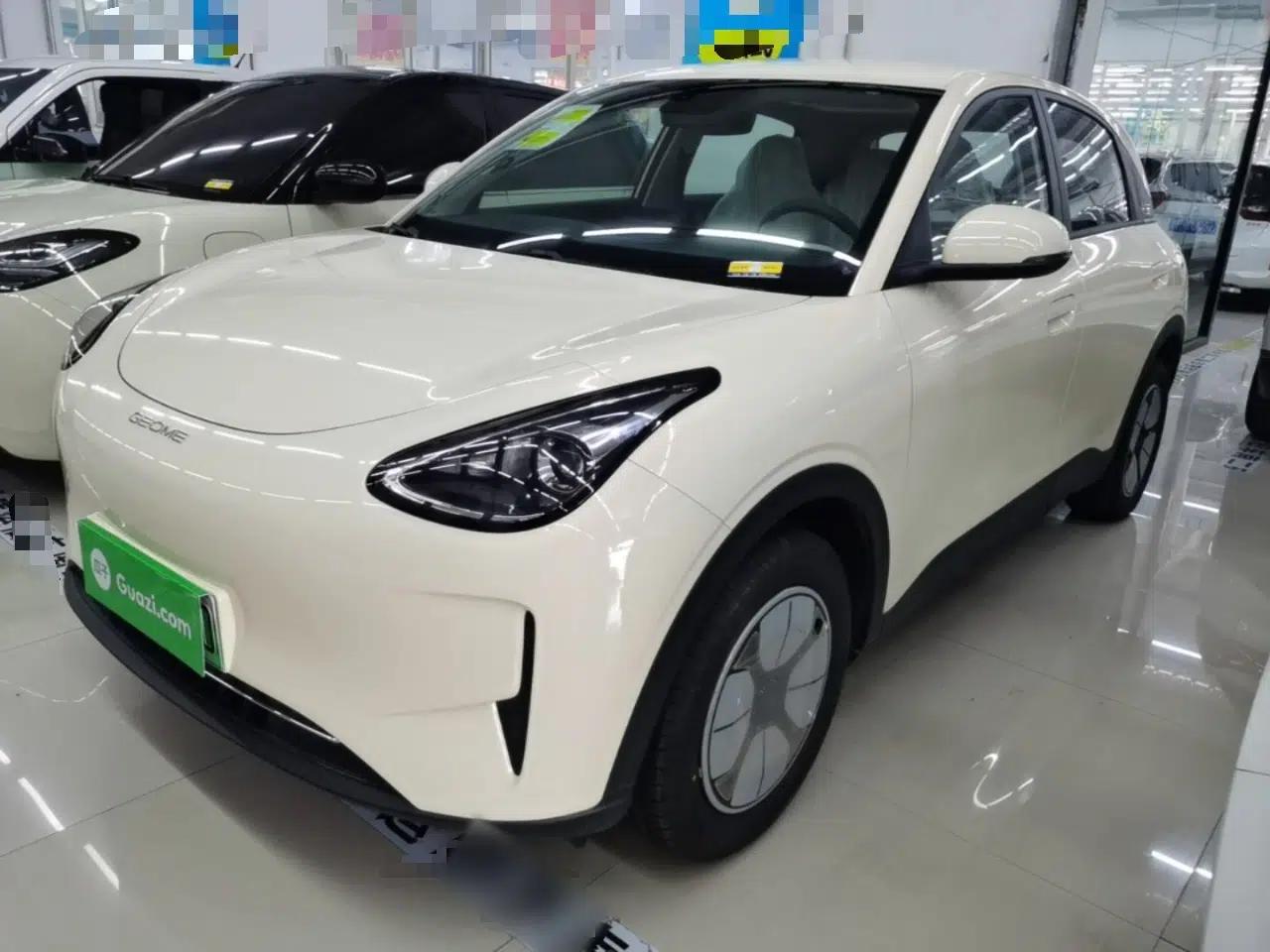 Geely Galaxy Geome 2026 Model 310km Youth Edition — миниатюра 1