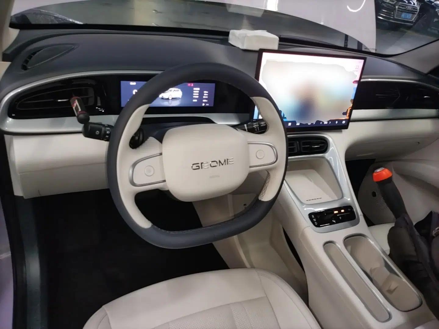 Geely Galaxy Geome 2025 UP 410km Exploration Edition — миниатюра 17