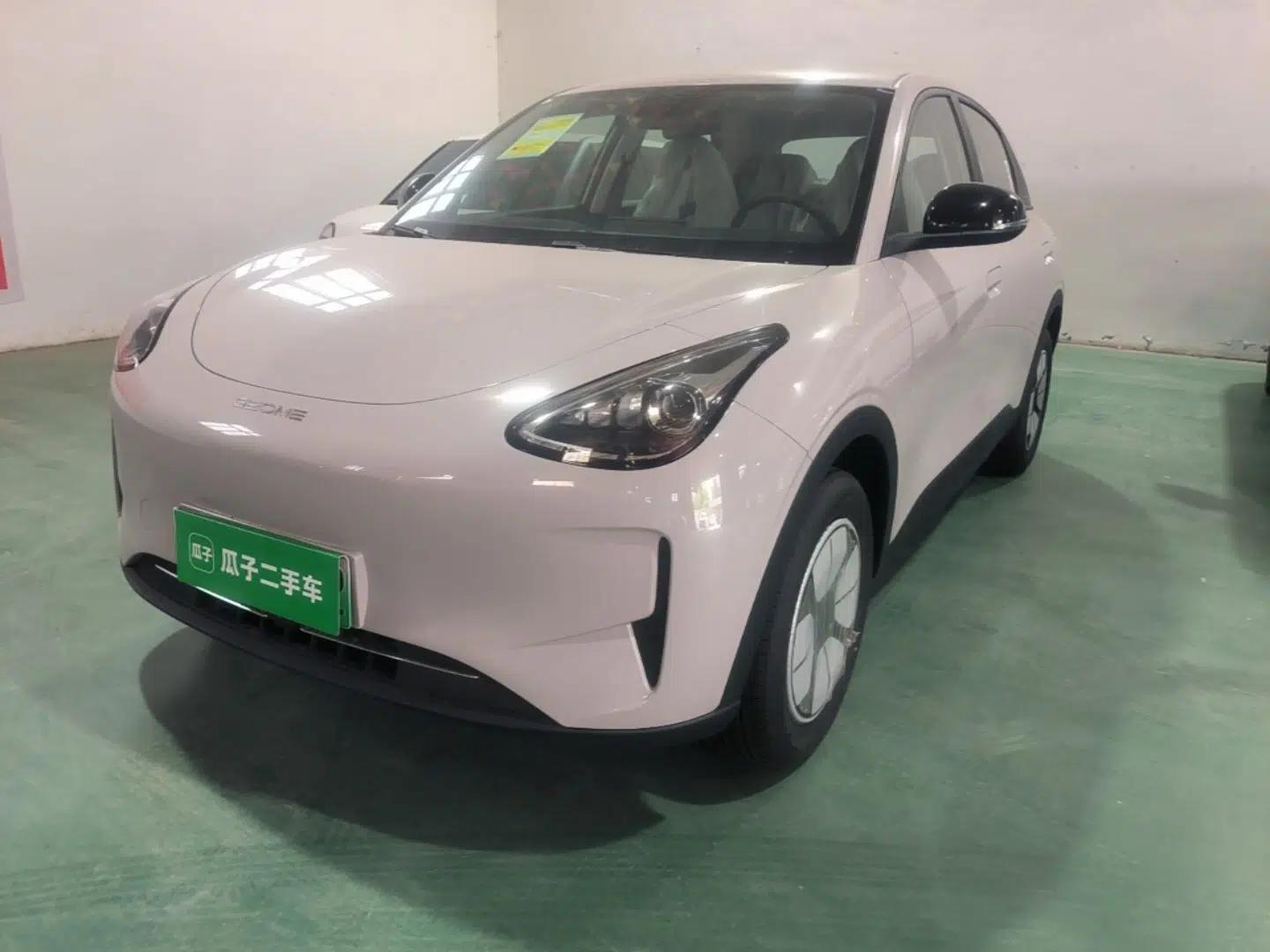 Geely Galaxy Geome 2026 Model 310km Youth Edition — миниатюра 1