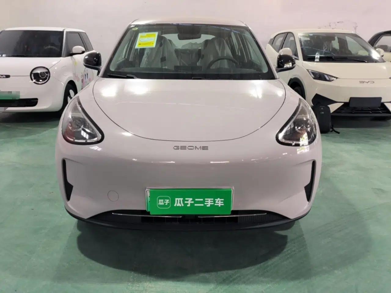 Geely Galaxy Geome 2026 Model 310km Youth Edition — миниатюра 2