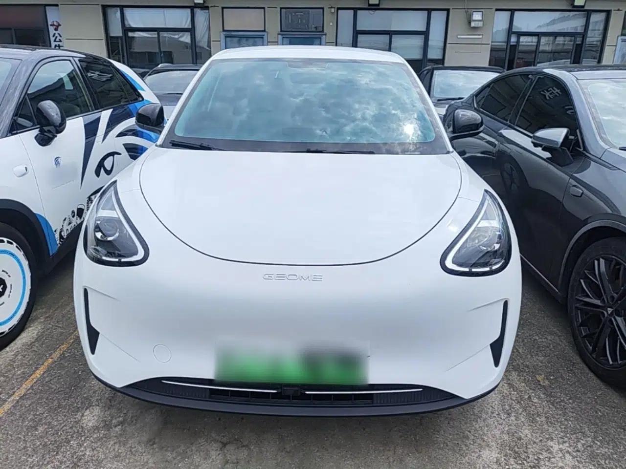Geely Galaxy Geome 2025 310km Youth Edition — миниатюра 2