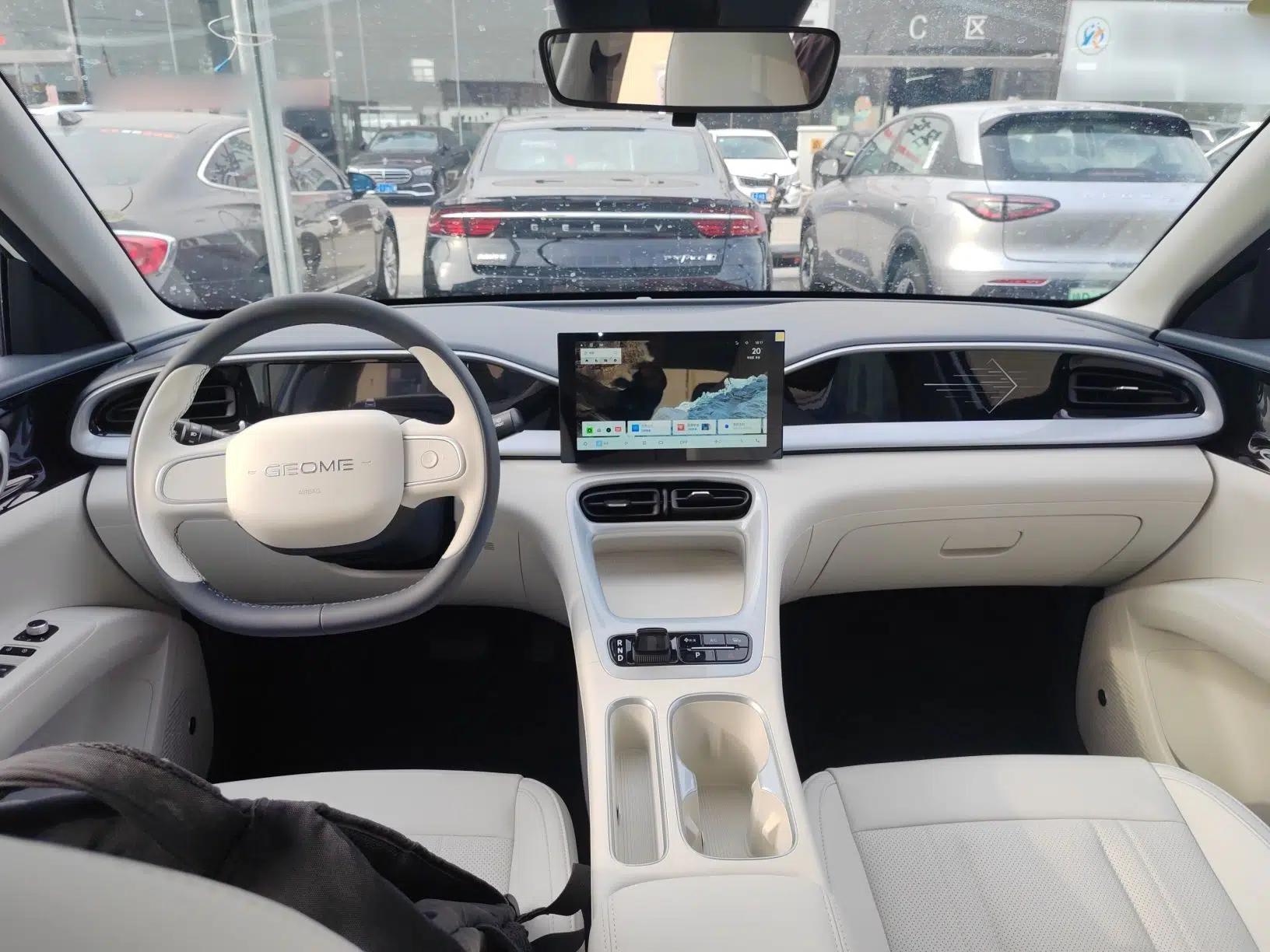 Geely Galaxy Geome 2026 Model 310km Youth Edition — миниатюра 12