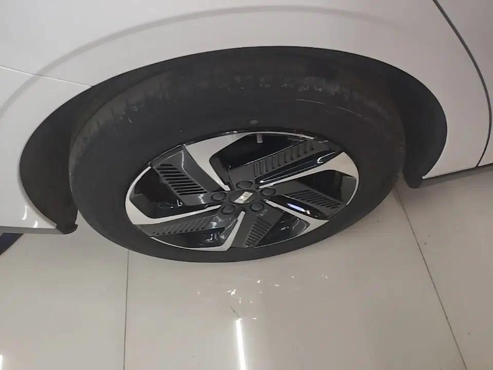 Geely Galaxy L6 2023 125km MAX — миниатюра 16