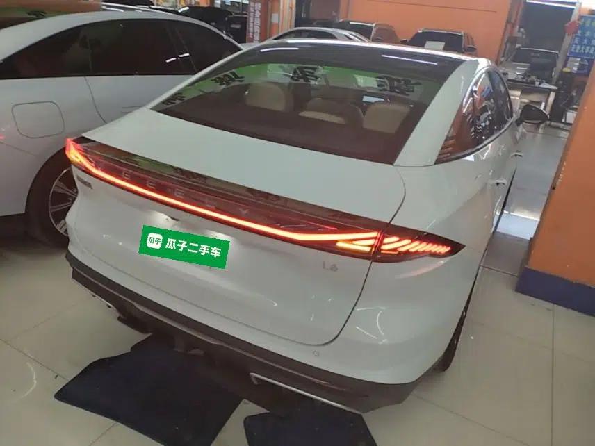 Geely Galaxy L6 2023 125km MAX — миниатюра 6