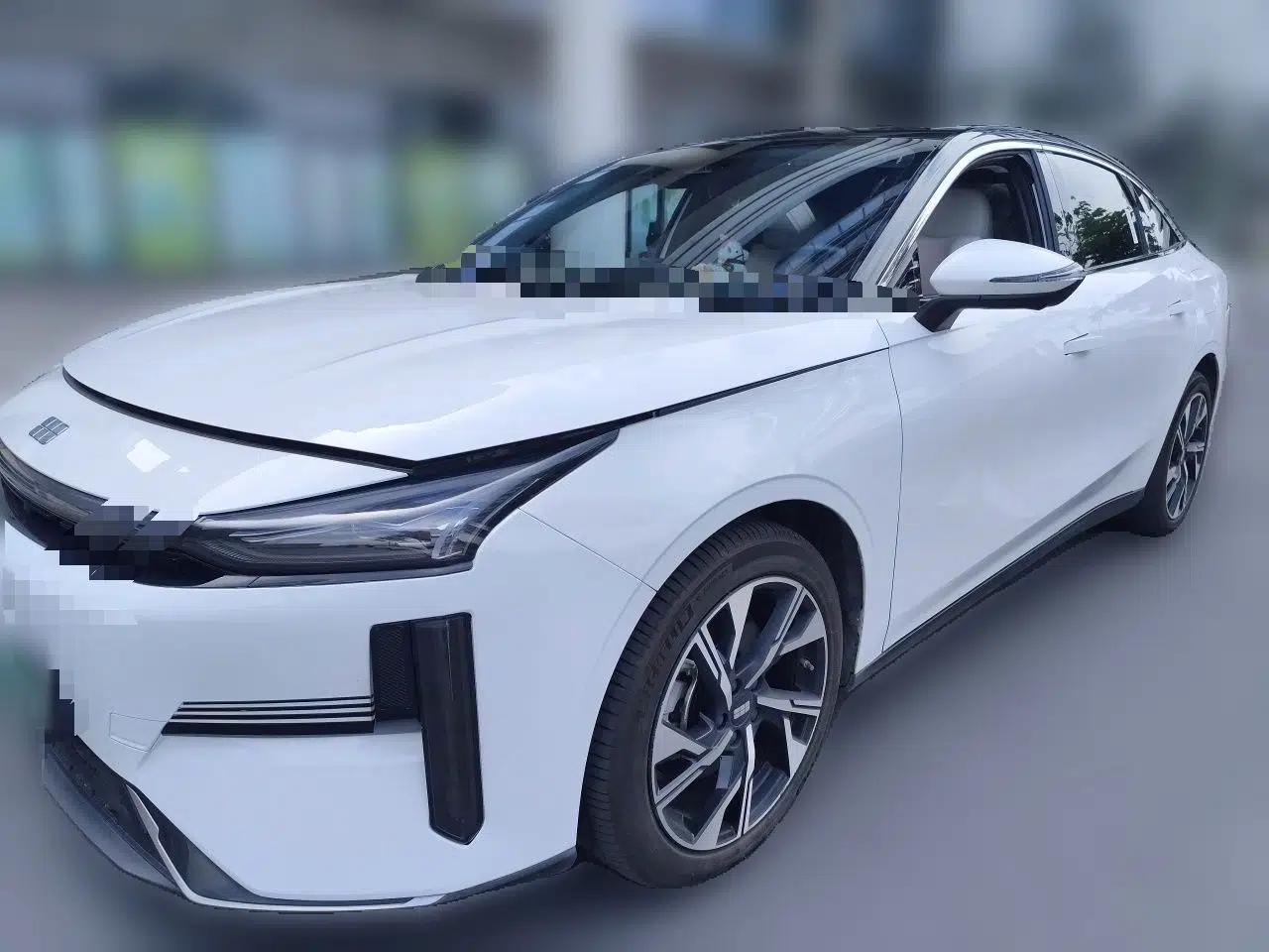 Geely Galaxy L6 2023 125km Starship — миниатюра 1