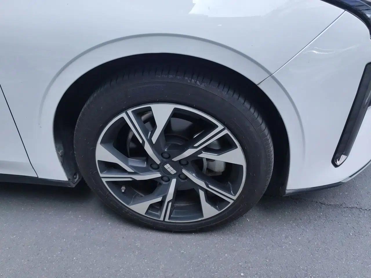 Geely Galaxy L6 2023 125km Starship — миниатюра 8