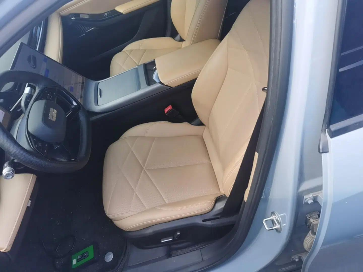 Geely Galaxy L6 2024 125km PLUS Dragon Edition — миниатюра 22