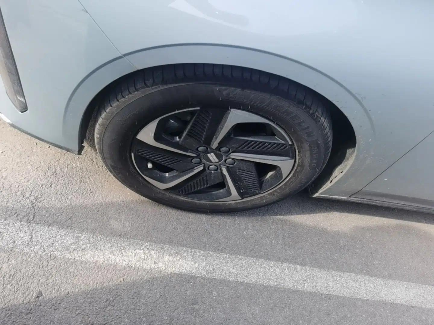 Geely Galaxy L6 2024 125km PLUS Dragon Edition — миниатюра 10