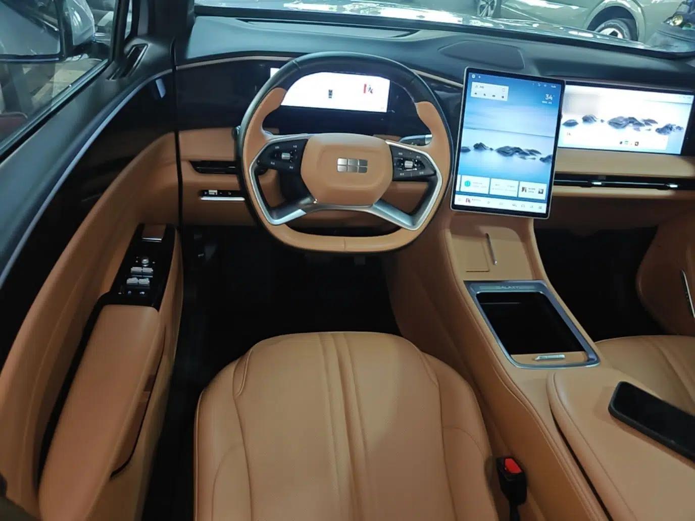 Geely Galaxy L7 2025 EM-i 115km Exploration Edition — миниатюра 13