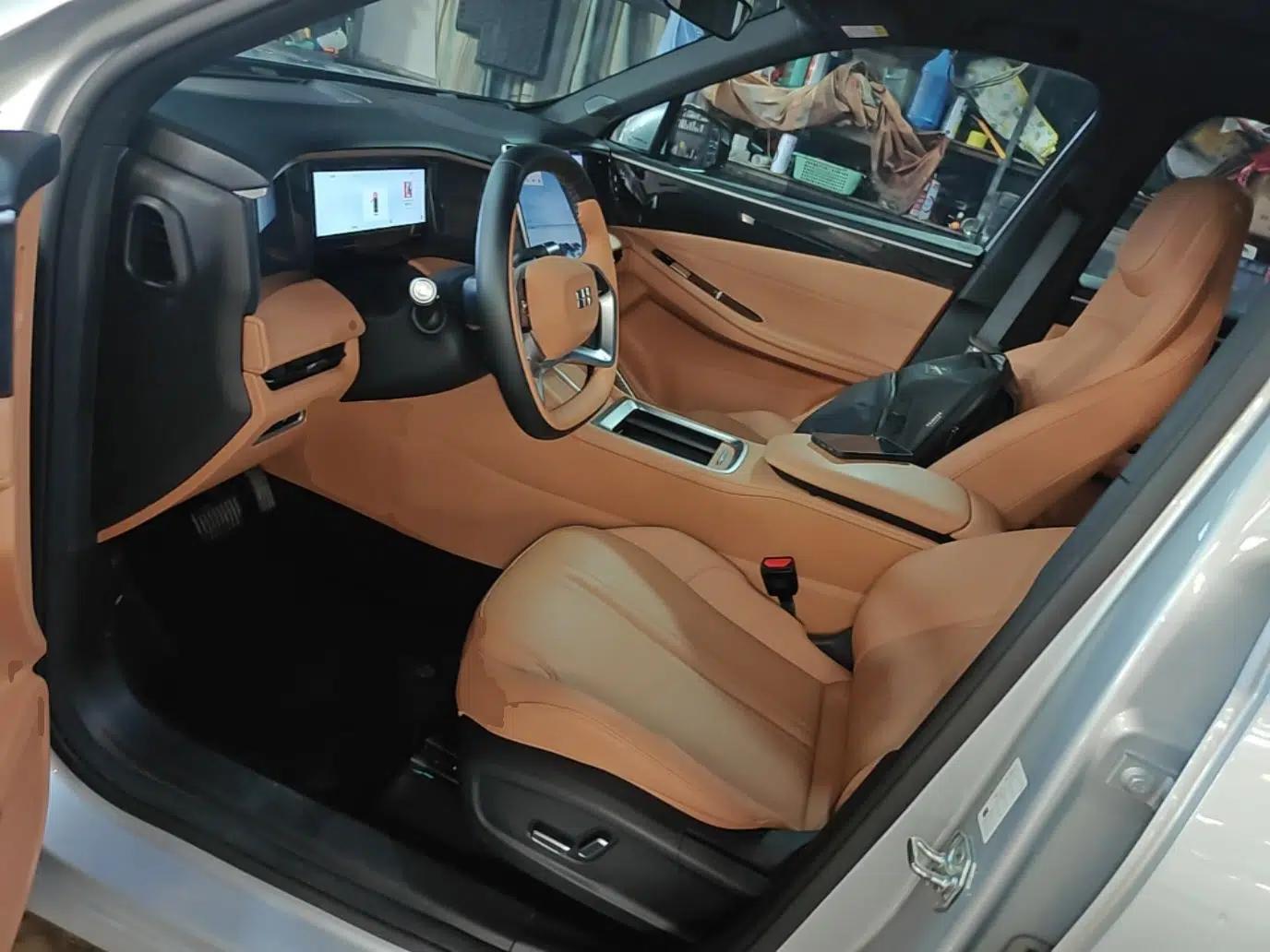 Geely Galaxy L7 2025 EM-i 115km Exploration Edition — миниатюра 17