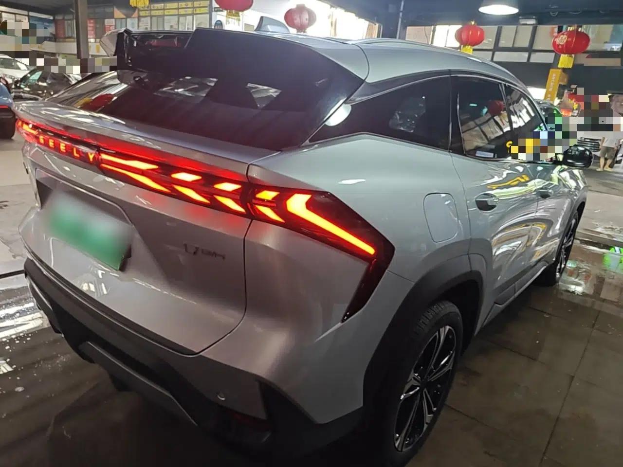 Geely Galaxy L7 2025 EM-i 115km Exploration Edition — миниатюра 6